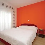 Gorgeous Apartment In Makarska With Wifi